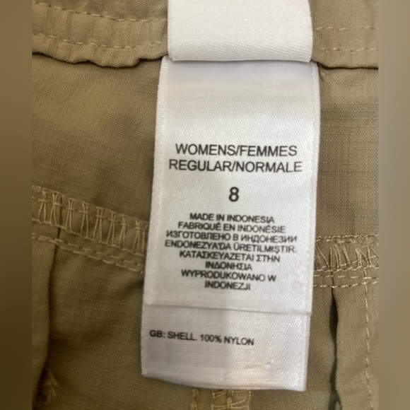 The North Face Bermuda Shorts  sz 8  Tan color - Picture 4 of 9